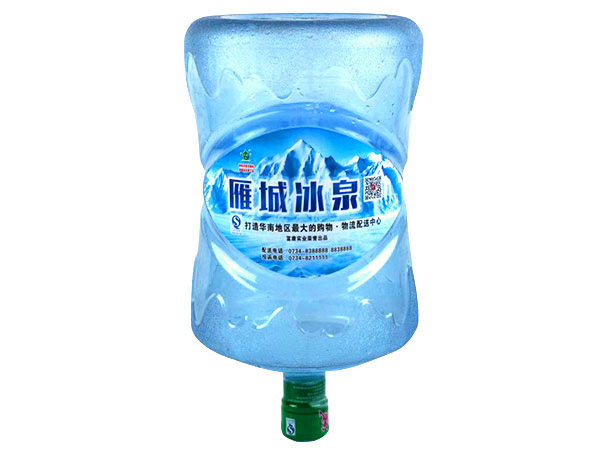 喝水有助于減少皺紋嗎？